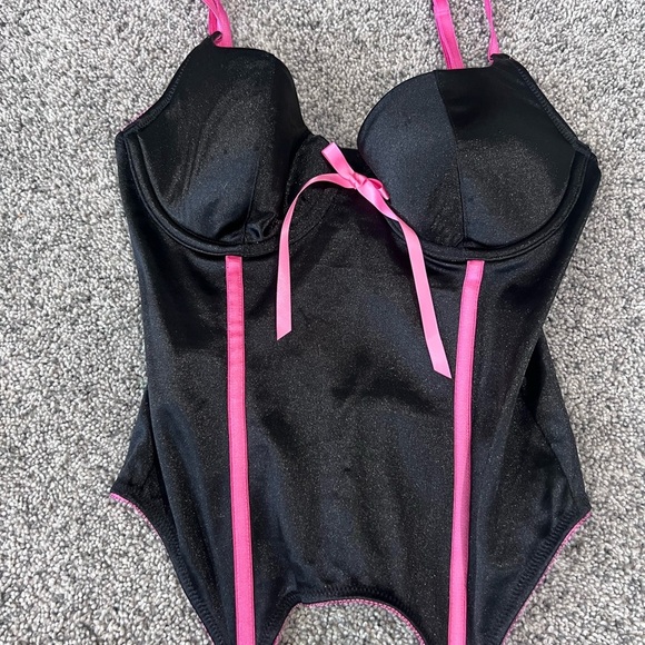 Victoria’s Secret Black Pink Underwired Bustier Corset Top Women’s Size M - Picture 2 of 6